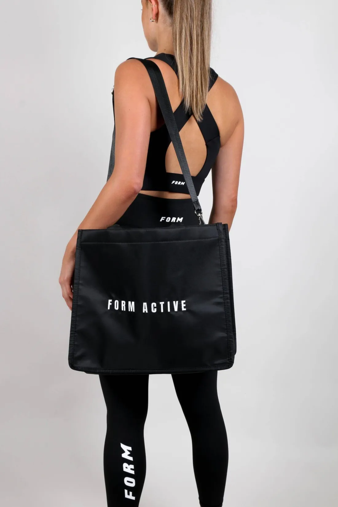 Fayt Activewear | Activewear | FORM ACTIVE TOTE BAG