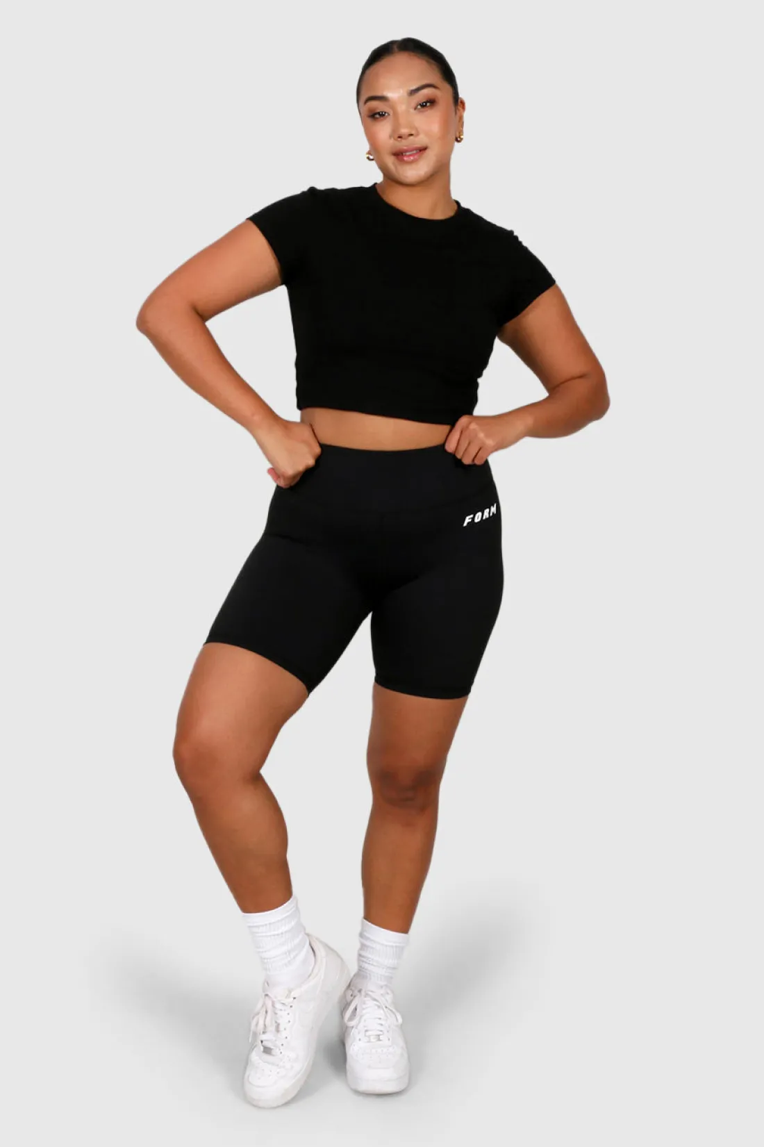 Fayt Activewear | Activewear | FORM BASE SHORT BLACK