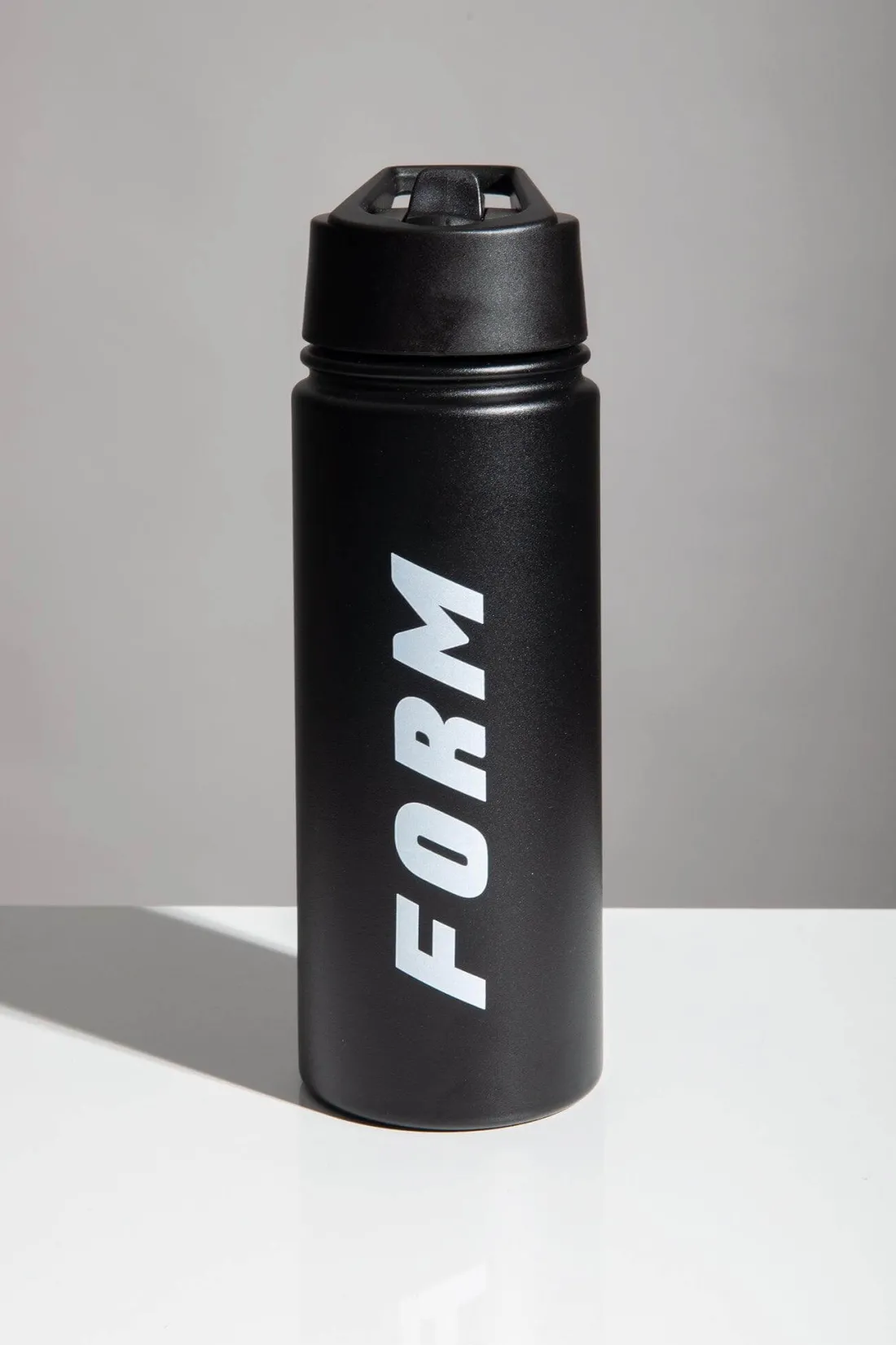 Fayt Activewear | Activewear | FORM HYDRATE INSULATED DRINK BOTTLE