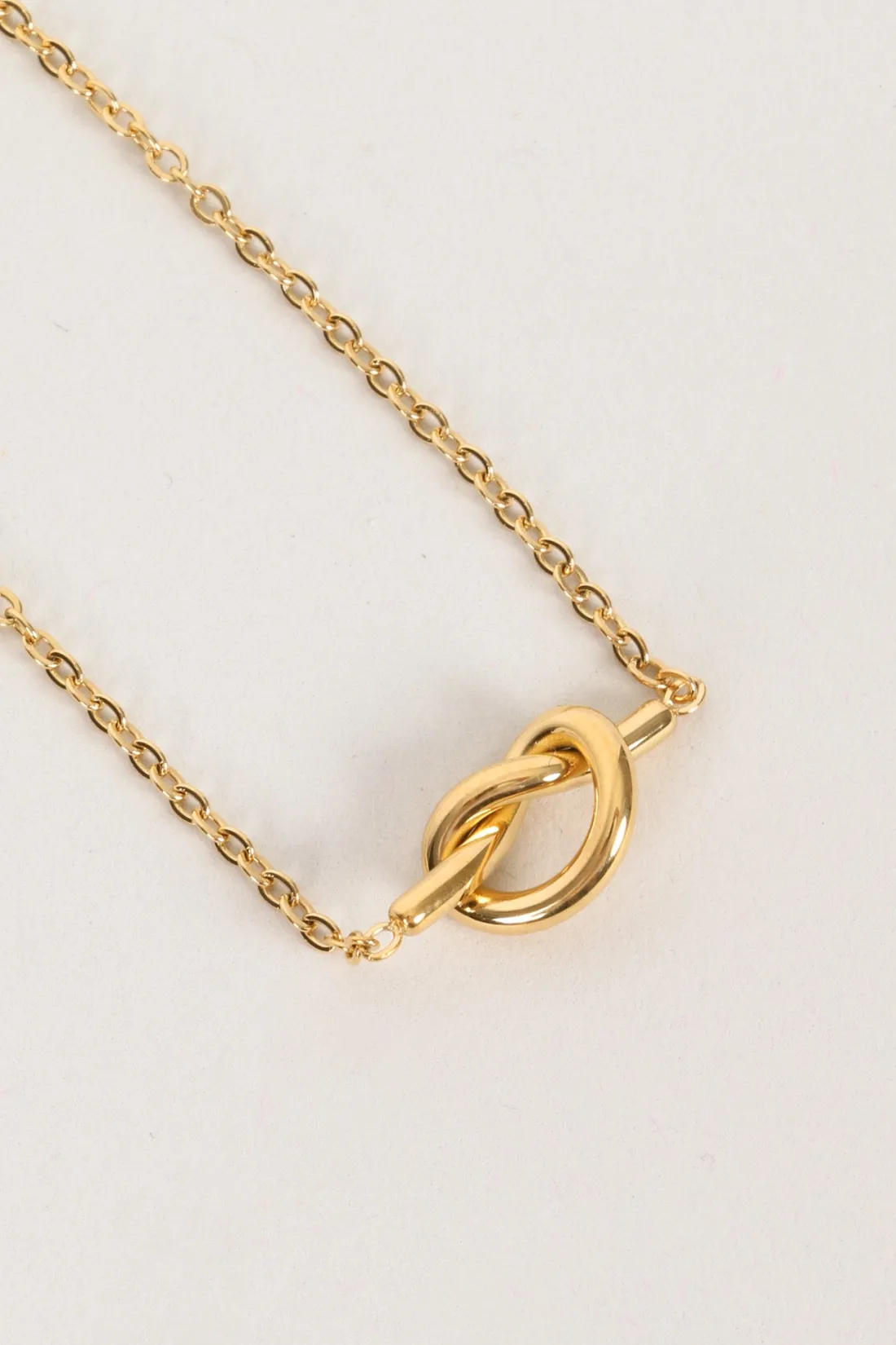 Fayt Accessories | PRETZEL NECKLACE