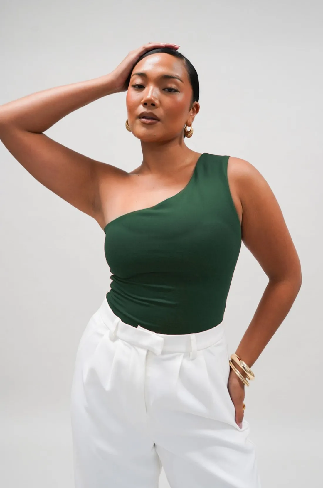 Fayt Tops | SULLIVAN ONE SHOULDER TOP DEEP GREEN